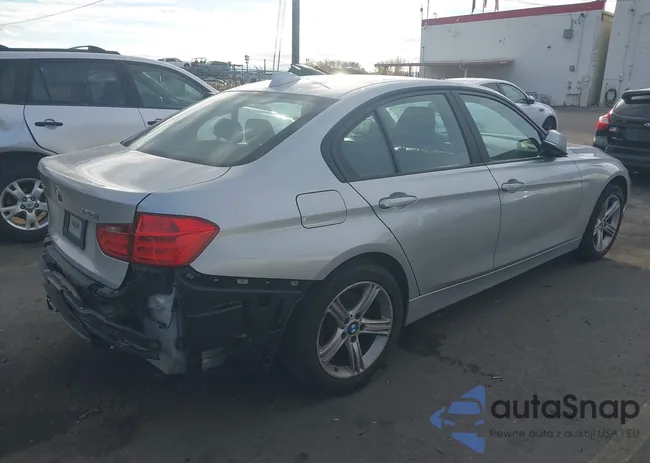 WBA3B5C56FP654557: 43715656