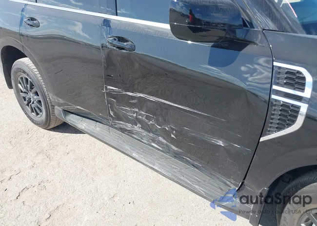 JN8AY3AD1S9301301: 43715752