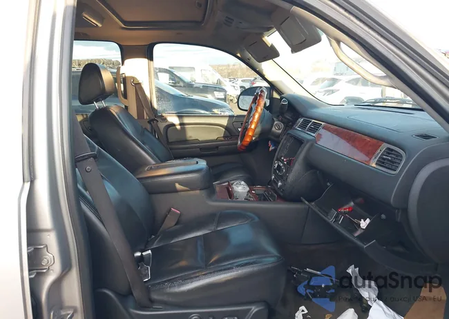 3GNFK36319G100079: 43715809