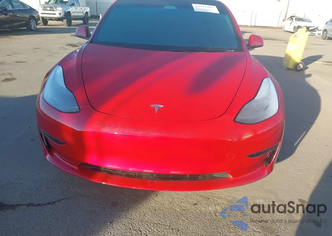 5YJ3E1EAXPF616113: 43715907