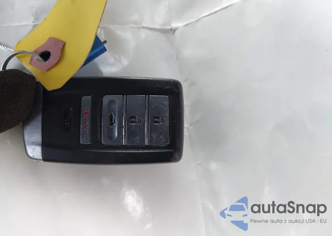 19UUB3F55FA000905: 43717044