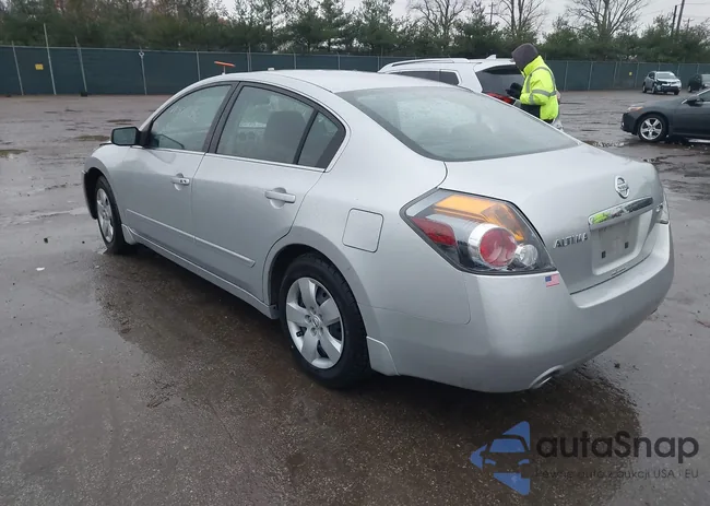 1N4AL21E37C134002: 43717086