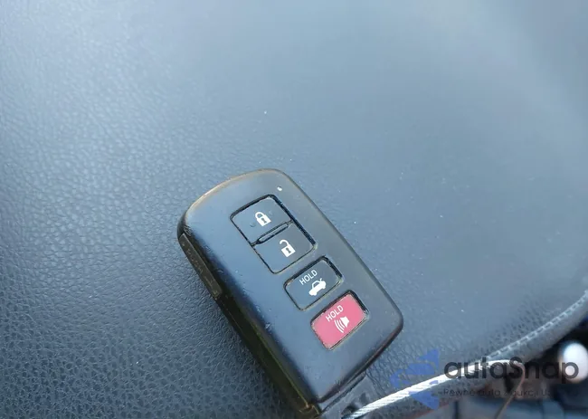 2T1BURHE8HC813105: 43717107