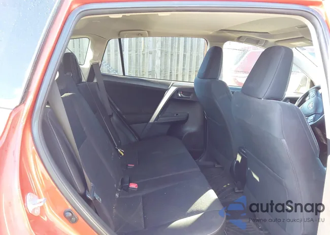 JTMRFREV2FD123055: 43717127