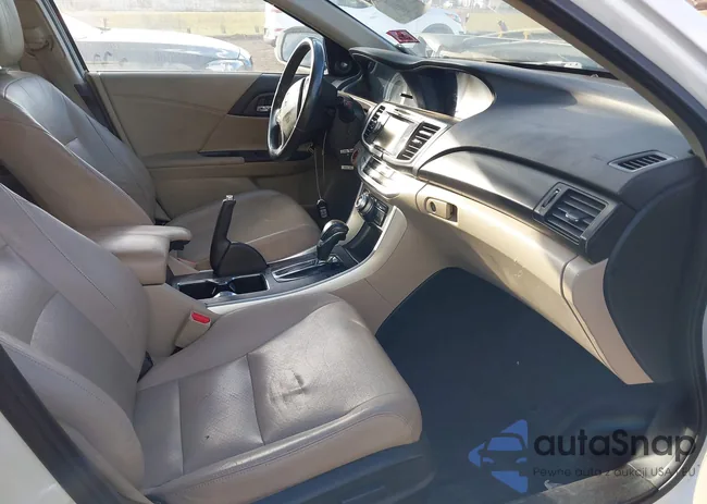 1HGCR2F8XFA045320: 43717294