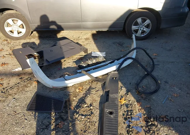 NM0GE9F77J1362103: 43717311