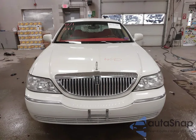 1LNHM81W26Y651130: 43717341