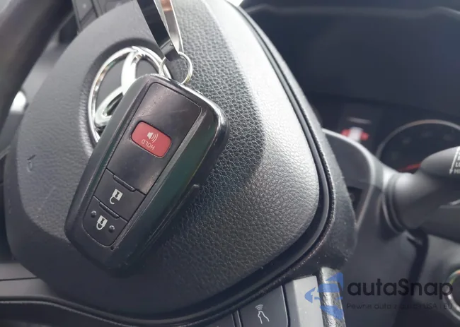 2T3P1RFV9MW175030: 43717481