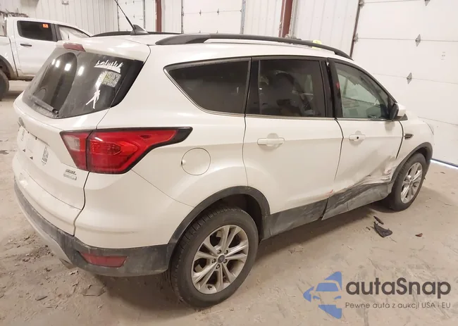 1FMCU0HD1KUC24622: 43716744