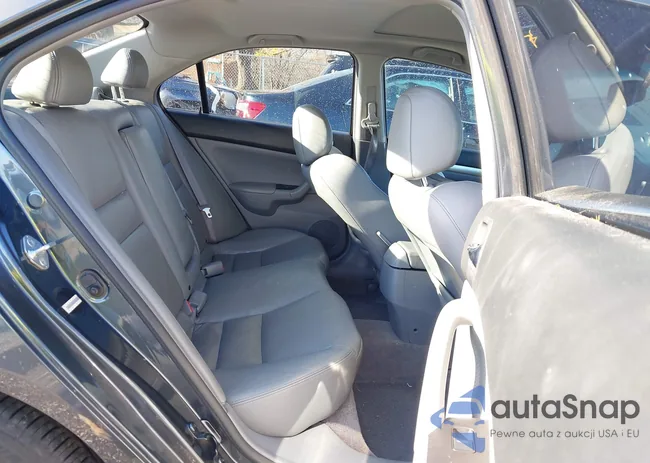 JH4CL96824C041576: 43716752