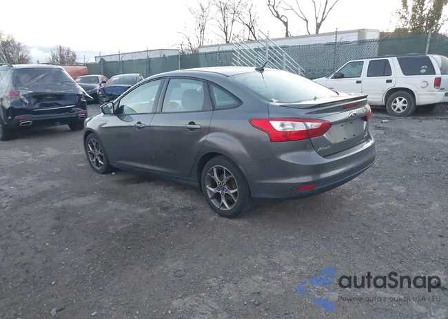 1FADP3F22DL130556: 43716857