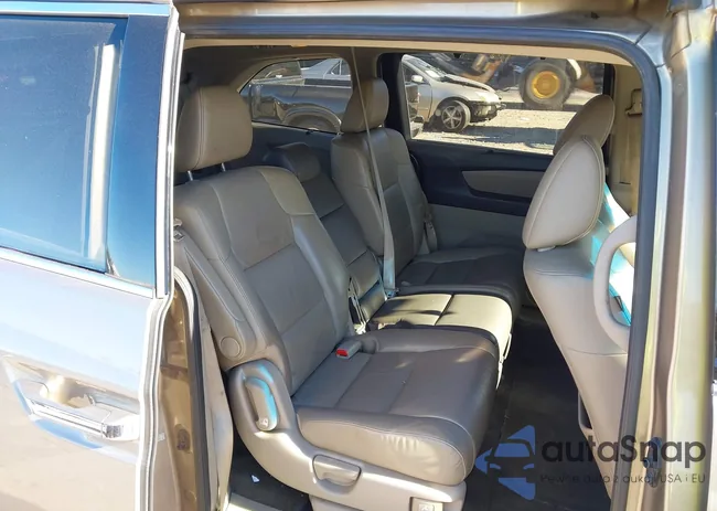 5FNRL5H93CB035426: 43716895