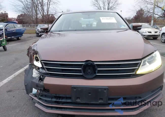 3VWDB7AJ6HM410335: 43716917