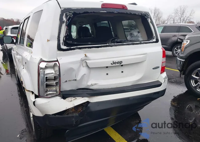 1C4NJRFB0CD578175: 43716934