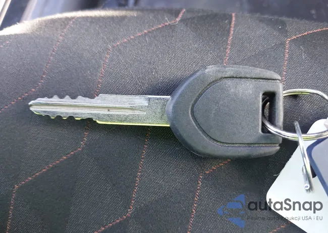 ML32AUHJ7MH007046: 43716971