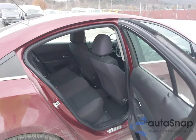 1G1PC5SB3F7188104: 43717009