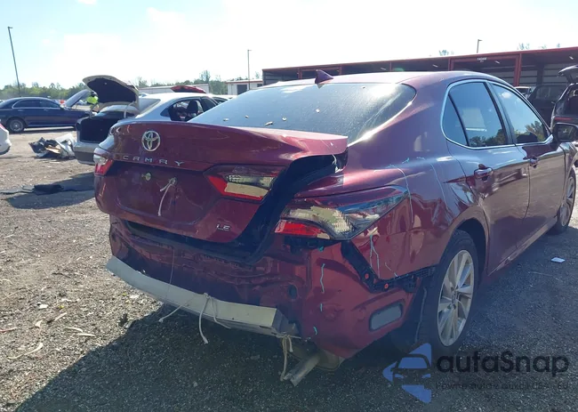 4T1C11AKXMU550039: 43718102