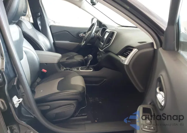 1C4PJLDSXEW115105: 43718233