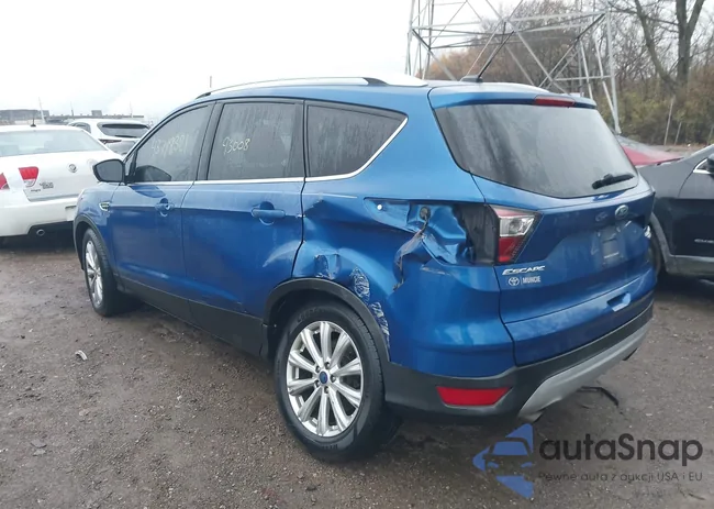 1FMCU0JD2HUD75245: 43718321