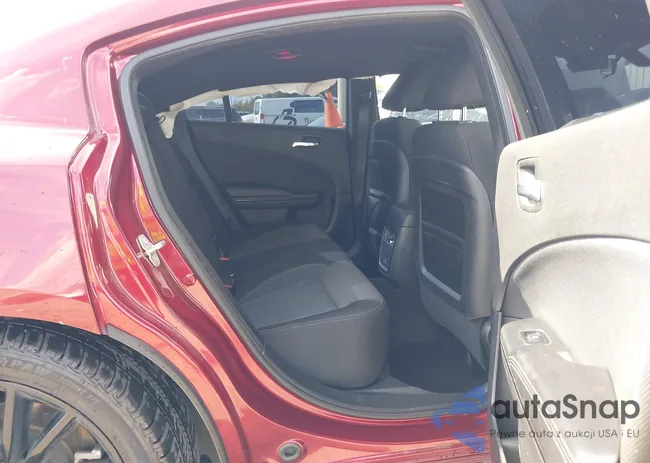 2C3CDXBG3JH114323: 43718349