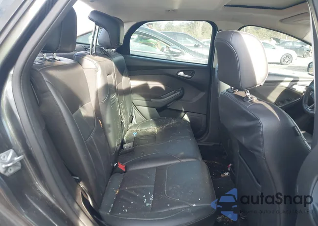 1FADP3F29GL385144: 43718363