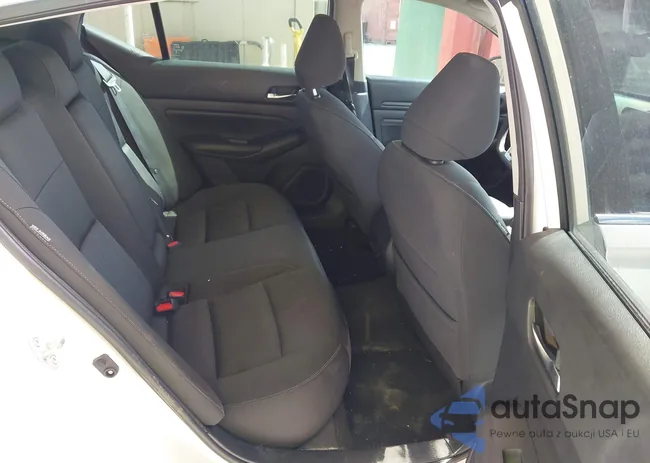 1N4BL4BV0LC187524: 43717844