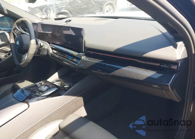 WBA43FJ04TCV59416: 43717851