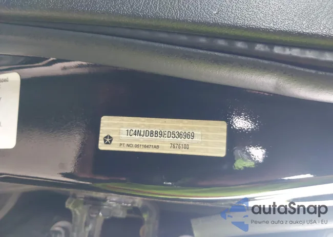 1C4NJDBB9ED536969: 43717940