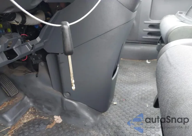 5J6YH18355L011821: 43717941