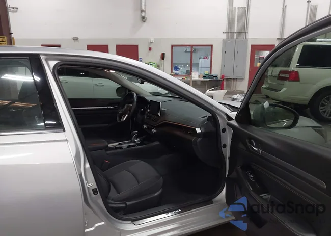 1N4BL4DW0LC168106: 43719056