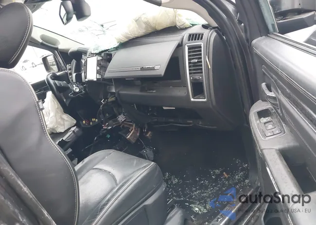 3C6UR5LL6EG244210: 43719345