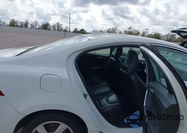 YV1612FS5D1232616: 43719448