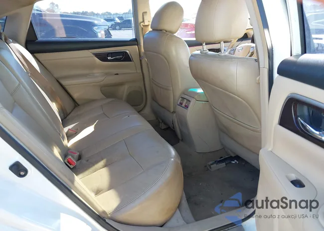 1N4AL3AP4DC276510: 43718697