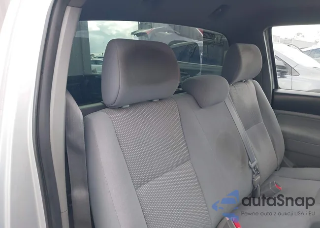 5TENX22N38Z573086: 43718768