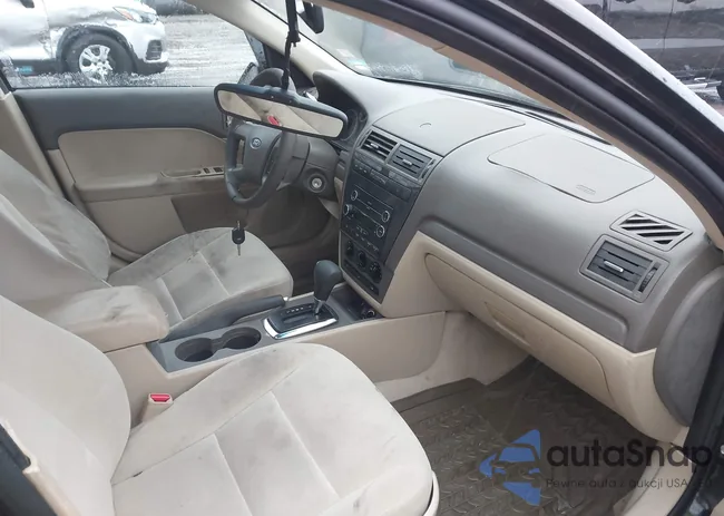 3FAHP07Z99R197871: 43718865