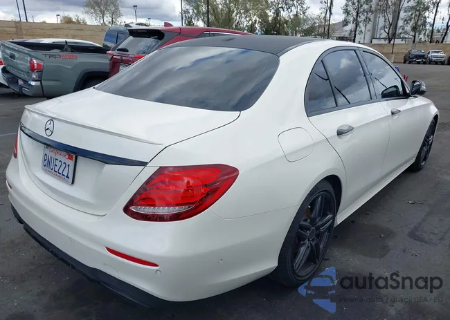 WDDZF4JB9HA105838: 43718881