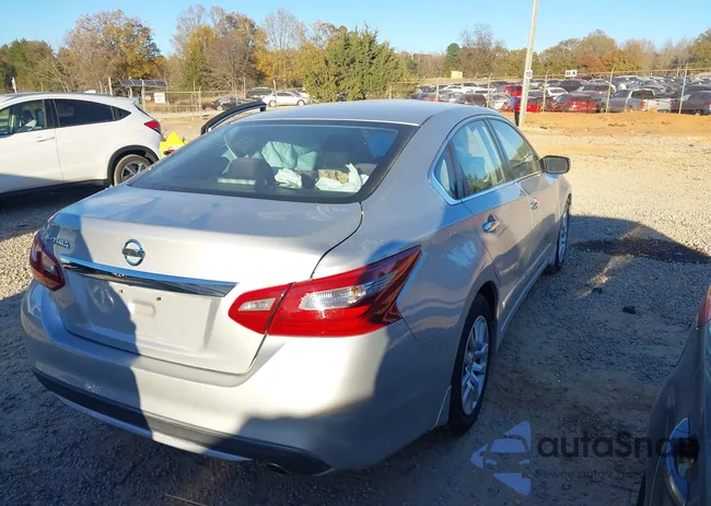 1N4AL3AP9JC277955: 43718915