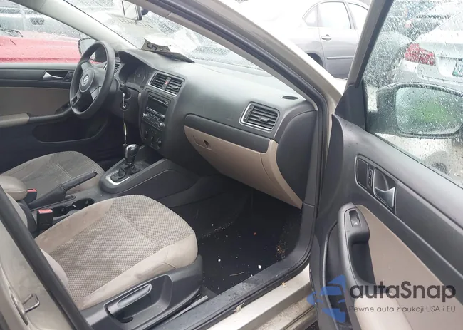 3VWLL7AJ2EM331376: 43720054