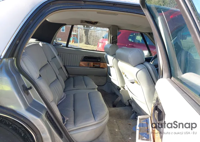 1G4CW53L1P1627112: 43720060