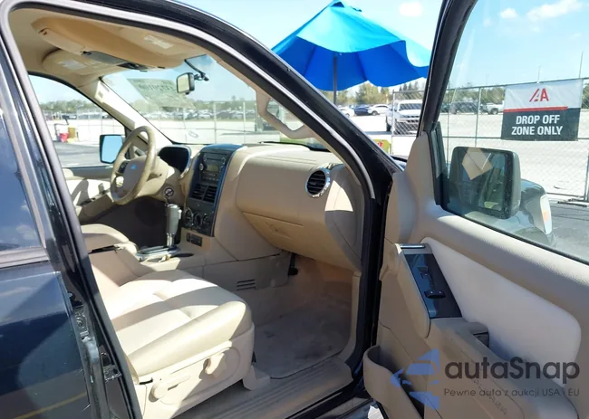 1FMEU63E29UA28212: 43720100