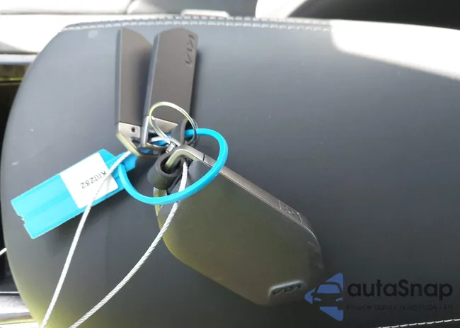 KNAG64J7XS5328643: 43720265