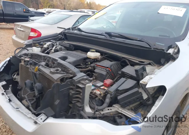 5N1DR2MM9JC640512: 43720304