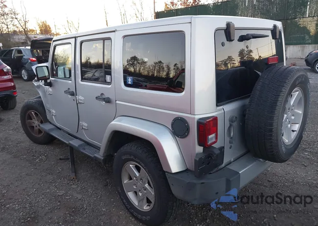 1J4HA5H12BL558910: 43720477