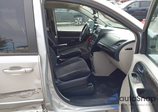 2D4RN4DGXBR779345: 43719868