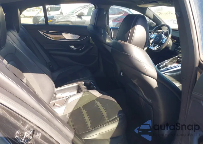 W1K7X5KB2MA037076: 43719873