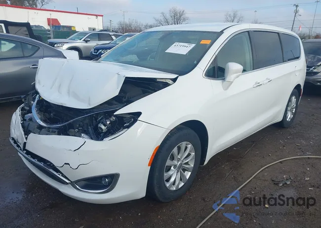 2C4RC1FG6JR165518: 43719947