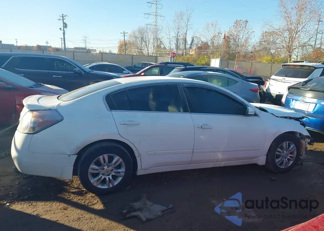 1N4AL2AP5AC112821: 43721159