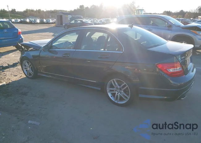 WDDGF8AB5DR286740: 43721181