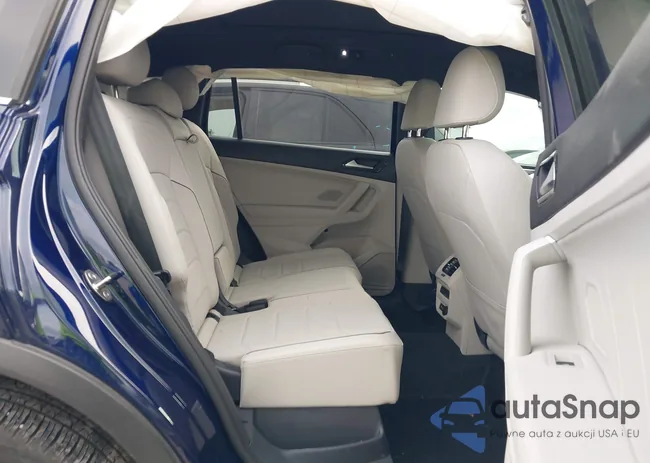 3VV4B7AX2RM058347: 43721373