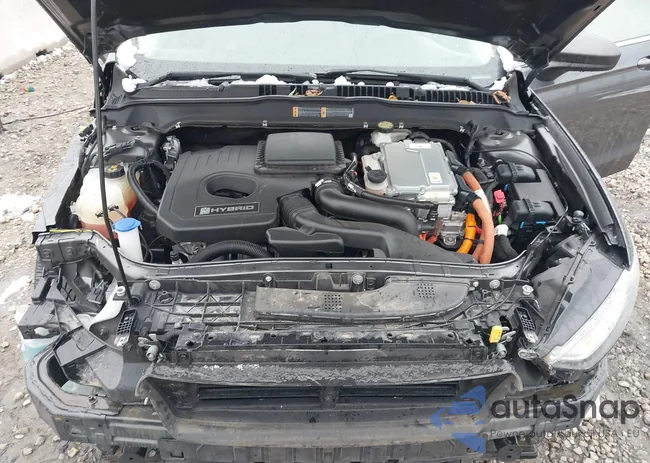 3FA6P0UU4JR271637: 43721427